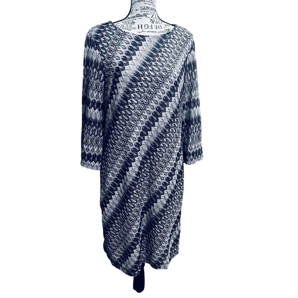 Sandra‎ Darren Black and Gray Patterned Dress